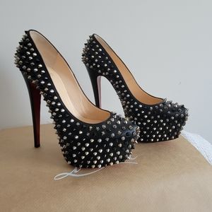Christian Louboutin Daffodil Spikes